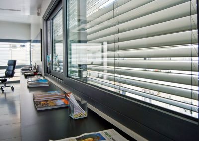 External Venetian Blinds Architectural Offices, Εξωτερικές Οριζόντιες Περσίδες Αλουμινίου σε Αρχιτεκτονικό Γραφείο